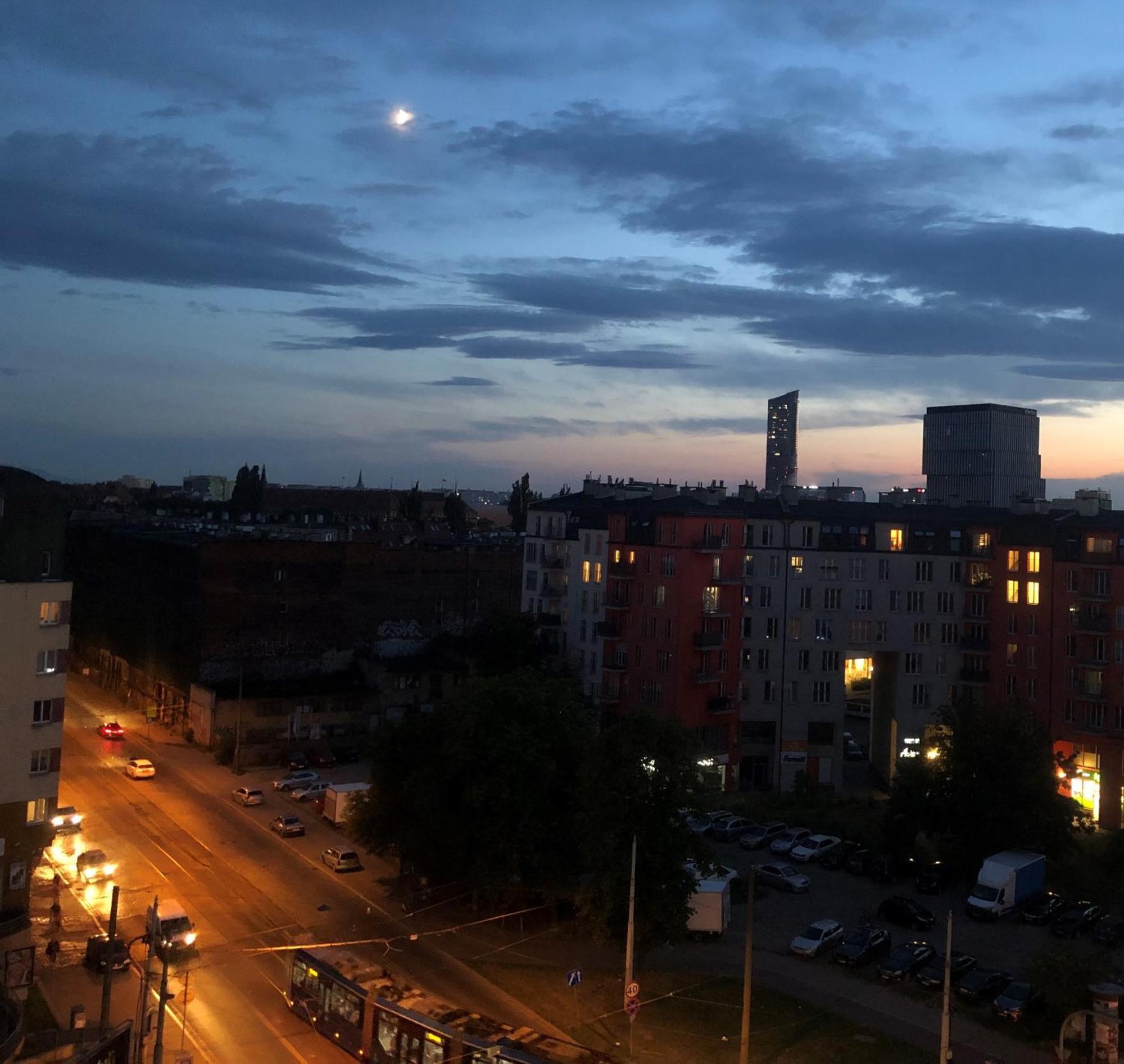 Centrum Taras Widokowy "Wroclaw Panorama" Apartment Exterior photo